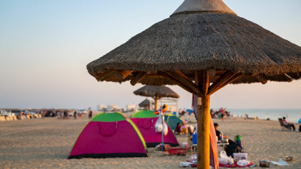 شاطئ الوكرة أحد أفضل شواطئ قطر.