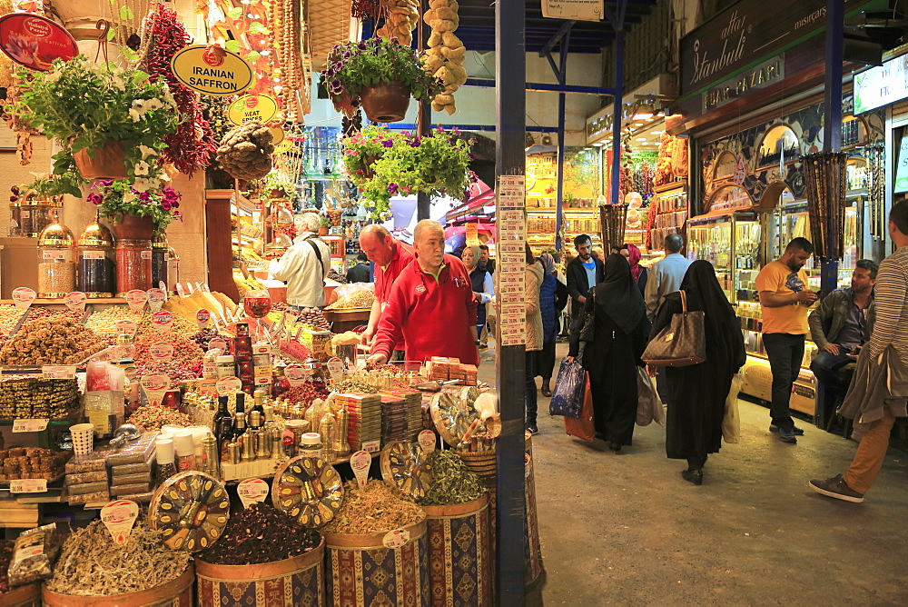 يعتبر السوق المصري إسطنبول من أفضل أسواق إسطنبول.