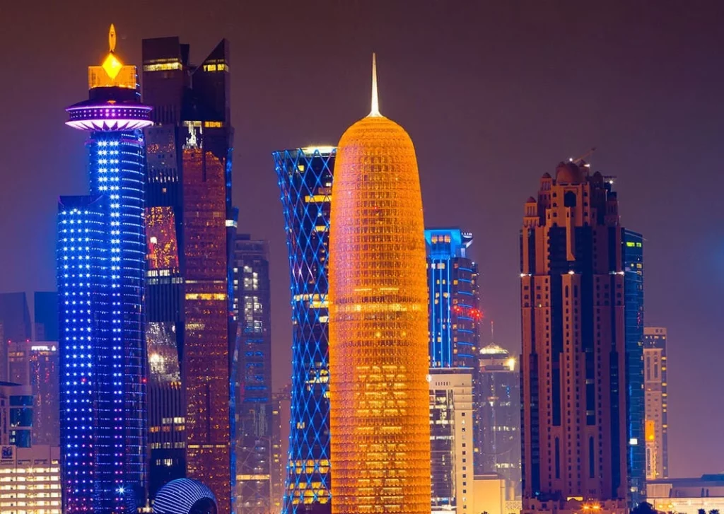 يعد برج الدوحة أحد أفضل الأماكن السياحية في قطر.