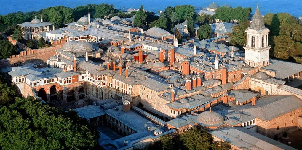 يعتبر قصر طوب قابي أحد أهم المتاحف في إسطنبول.