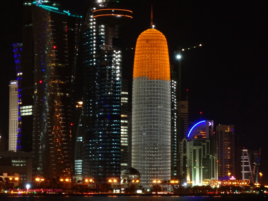 يتبر برج الدوحة أحد أجمل أماكن سياحية في قطر.