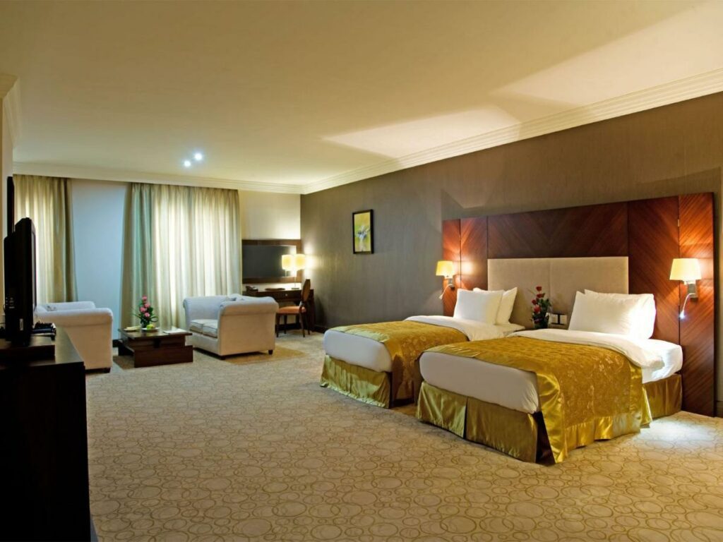 من أفضل فنادق السد الدوحة، فندق سويس بل هوتيل الدوحة.
