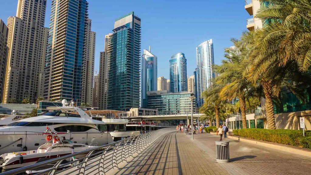 ممشى مارينا دبي أهم المعالم السياحية في دبي