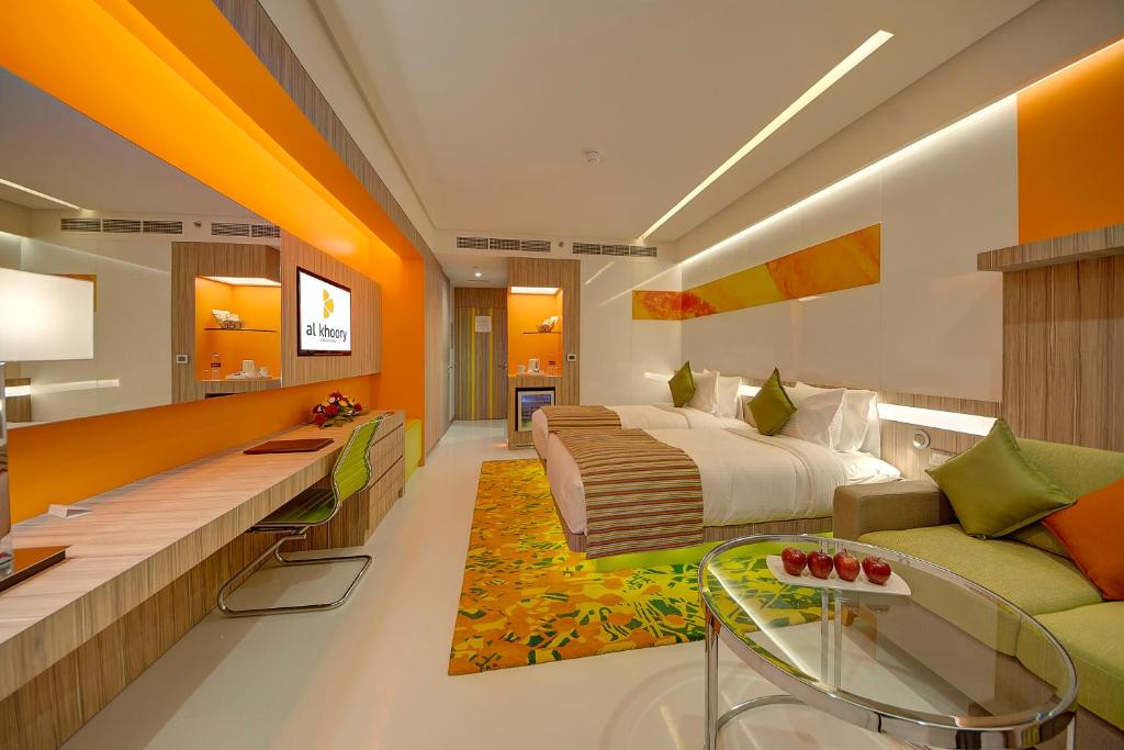من أجمل فنادق منطقة البرشاء في دبي هو فندق الخوري أتريوم.