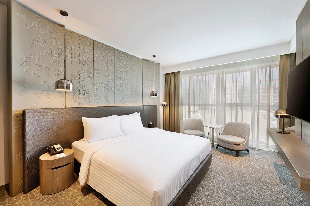 يعد كورتيارد باي ماريوت دبي البرشاء أحد أفخم فنادق البرشاء دبي.