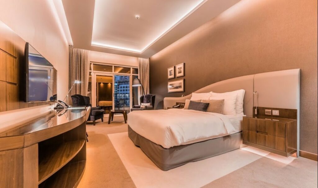 فندق راديسون بلو دبي ووترفرونت من أرقى الفنادق في دبي
