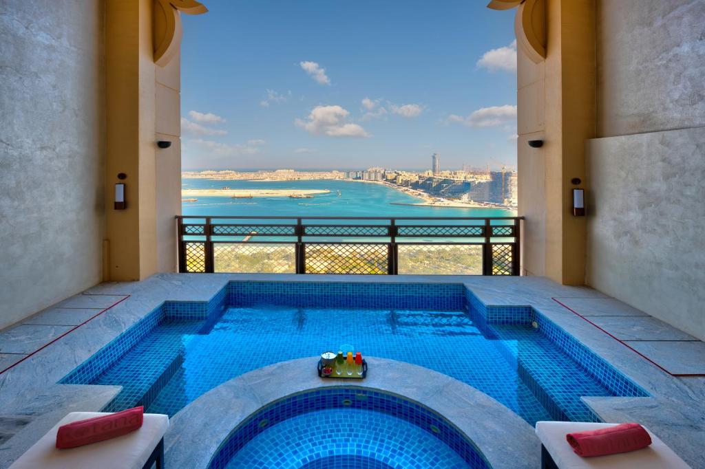 أرجان من روتانا مدينة دبي للإعلام من أفضل فندق بمسبح خاص في دبي