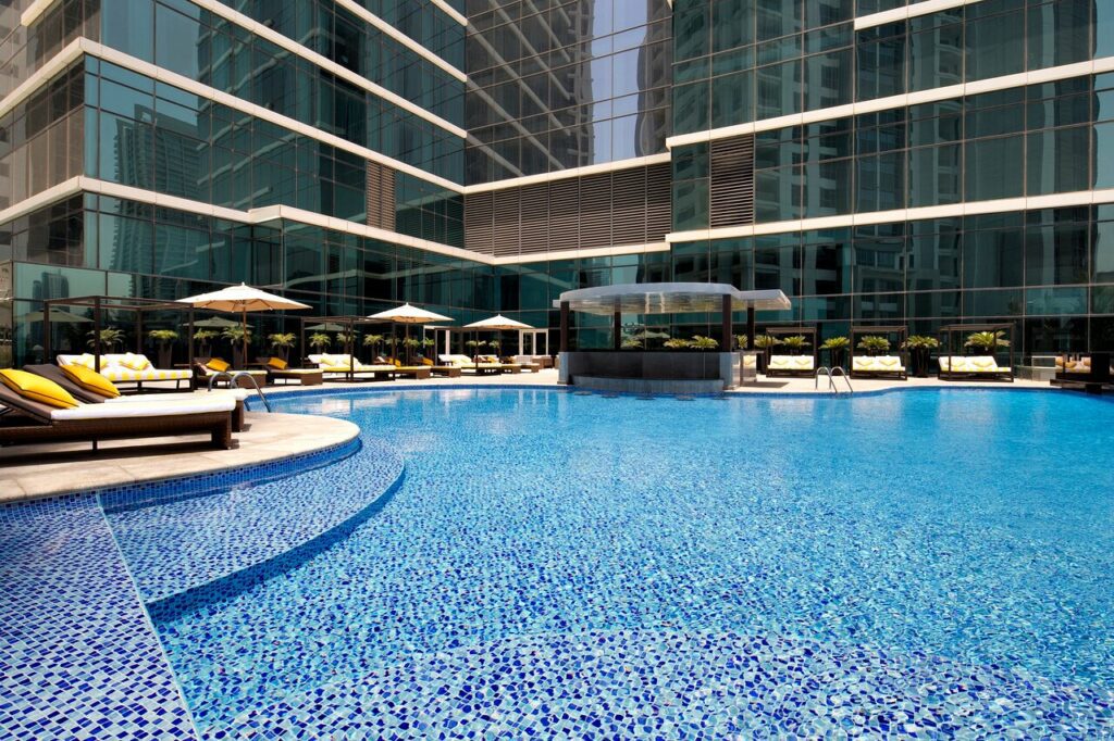 فندق تاج دبي واحد من أفضل فندق في دبي للعوائل
