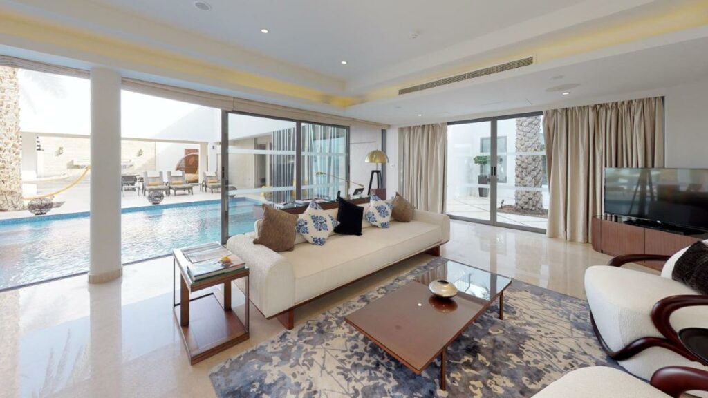 منتجع و فندق ميليا دبي هو الخيار الامثل للباحثين عن شاليه مع مسبح خاص في دبي.