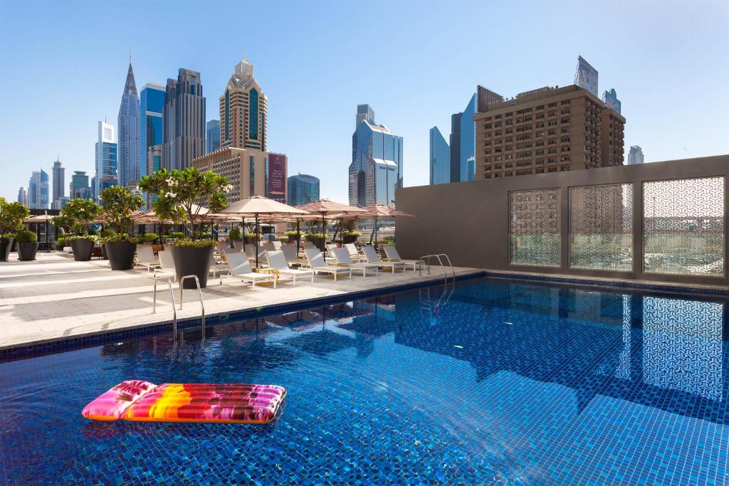 يعد فندق روف سيتي ووك أحد أفضل فنادق سيتي ووك دبي.