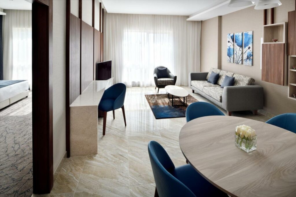 يتميز فندق وشقق موڤنبيك داون تاون دبي بكونها من شقق فندقية دبي داون تاون.