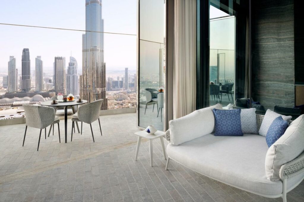 فندق ادرس سكاي فيو أجمل فنادق داون تاون دبي.