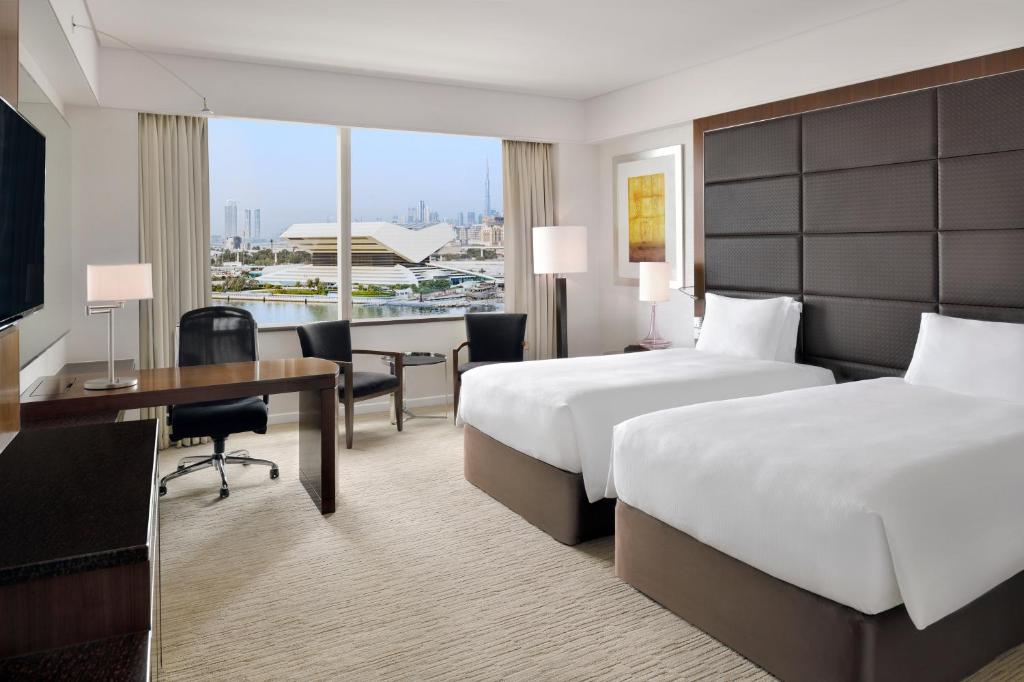 أفخم فنادق خور دبي فندق كراون بلازا دبي فيستيفال سيتي