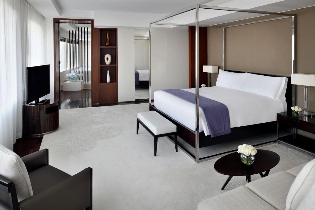 يعد فندق انتركونتيننتال دبي فيستيفال سيتي أحد أشهر فنادق الفيستيفال دبي.