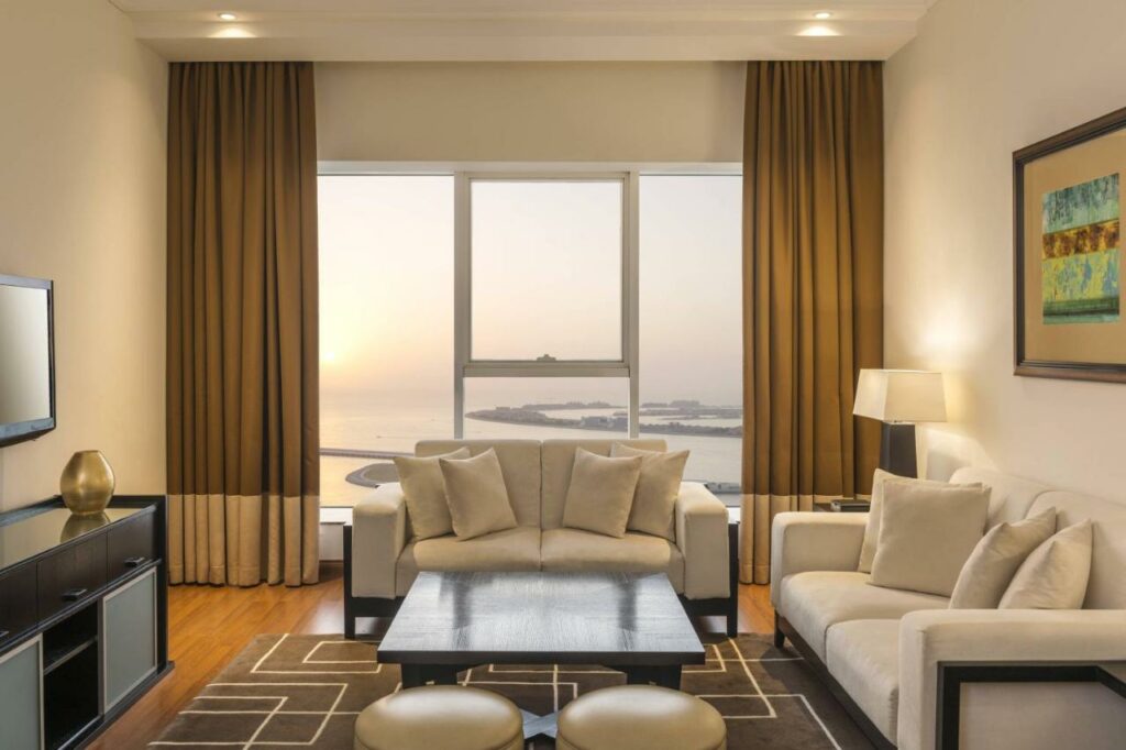 فندق جروزفينور هاوس دبي المكان المثالي لمن يبحثون عن تجرِبة إقامة فاخرة ومريحة 