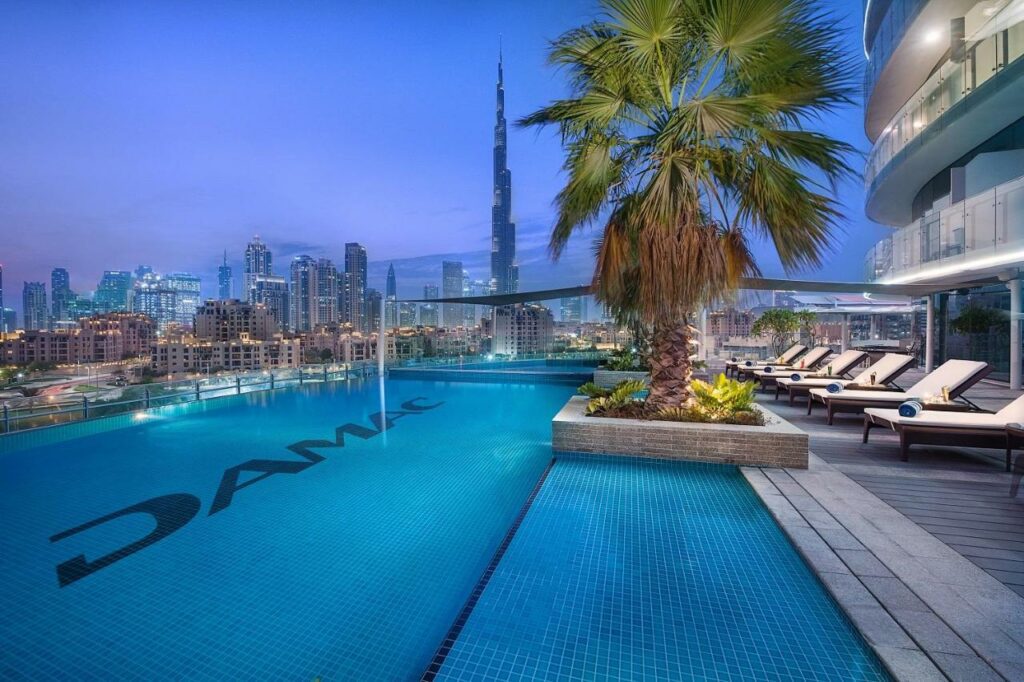 داماك ميزون ديستنكشن أجمل فنادق دبي للعائلات.