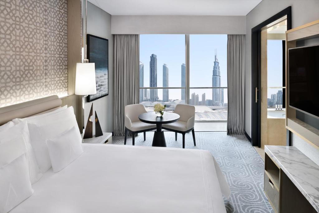 فندق العنوان دبي مول  من فنادق قريبة من برج خليفة