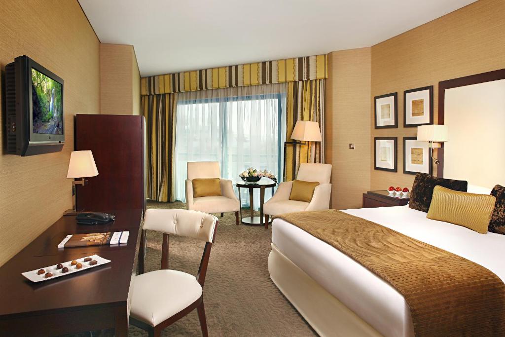 فندق موفنبيك جراند البستان تميز الفندق بمجموعة متنوعة من وسائل الراحة الراقية