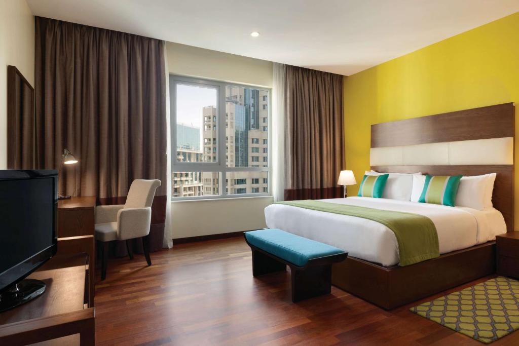 رمادا داون تاون دبي يتميز بأنه من فنادق مطلة على نافورة دبي