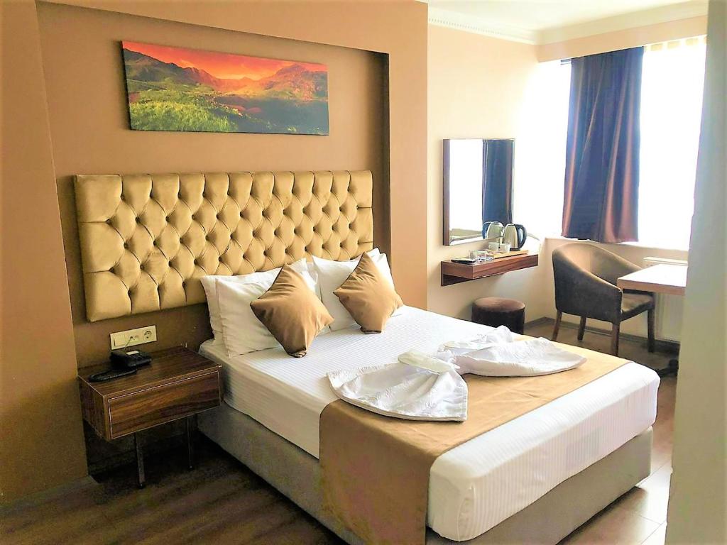 نوفا هوتيل إسطنبول هو واحد من فنادق بيرم باشا في إسطنبول الشهيرة.