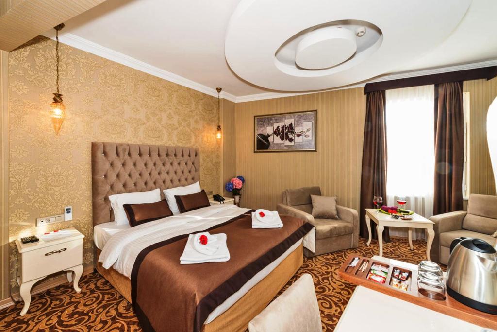 يعتبر فندق مونتانا هيرا إسطنبول من أفخم فنادق في شيشلي إسطنبول.