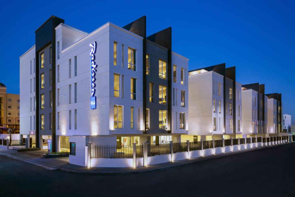 راديسون بلو ريزيدنس الظهران يعد واحد من أفضل فنادق الخبر العليا
