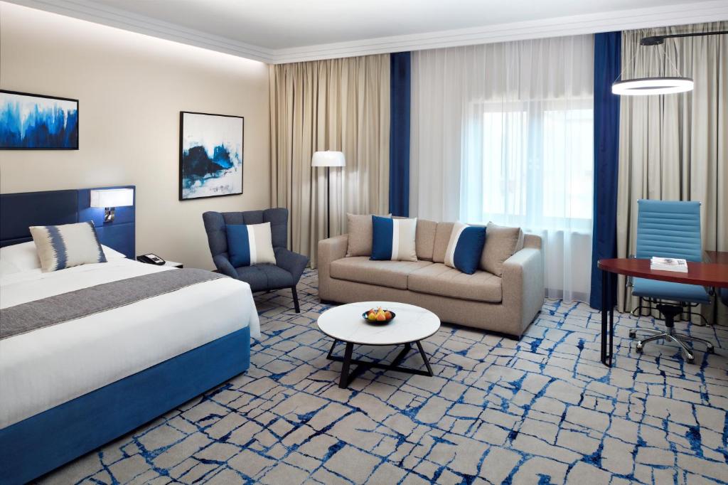 يعد فندق وشقق موڤنبيك بر دبي أحد أفخم فنادق عود ميثاء دبي