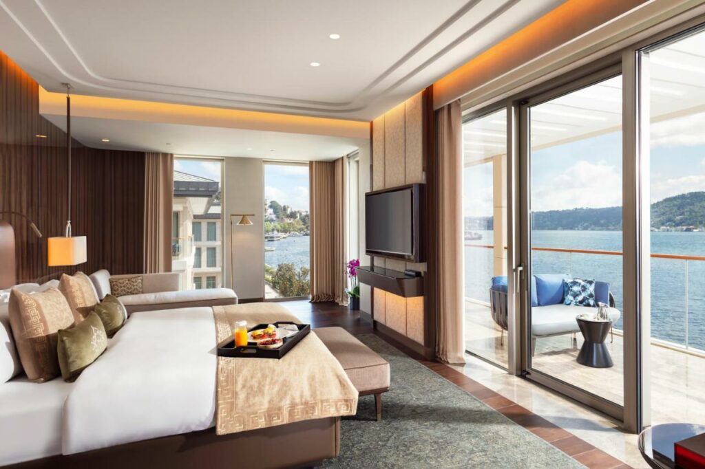  فندق ماندارين أورينتال البوسفور من أفخم أوتيلات إسطنبول.