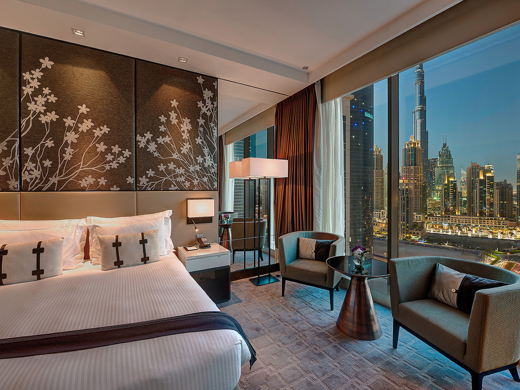 فندق وشقق موڤنبيك داون تاون دبي من أرخص فنادق في دبي مع مسبح خاص.