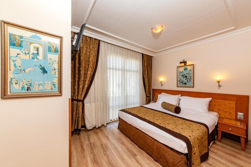 فندق سانتا أوتومان أجمل أوتيل في تقسيم إسطنبول.