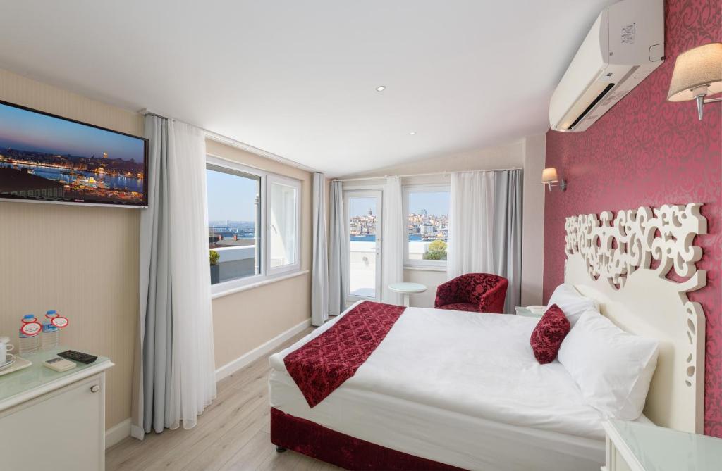 من أفخم فنادق إسطنبول عالبحر هو  فندق دريم بوسفور إسطنبول.
