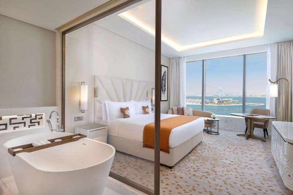 سانت ريجيس النخلة أفضل فنادق دبي لشهر العسل.