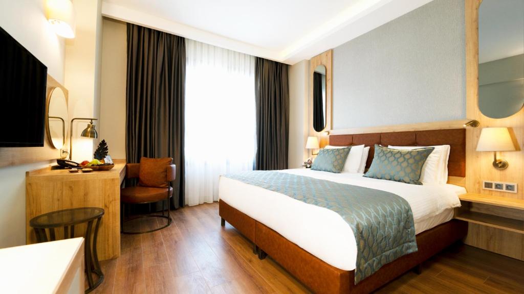 فندق جراند سيركجي إسطنبول من أحسن فنادق منطقة سيركجي إسطنبول.