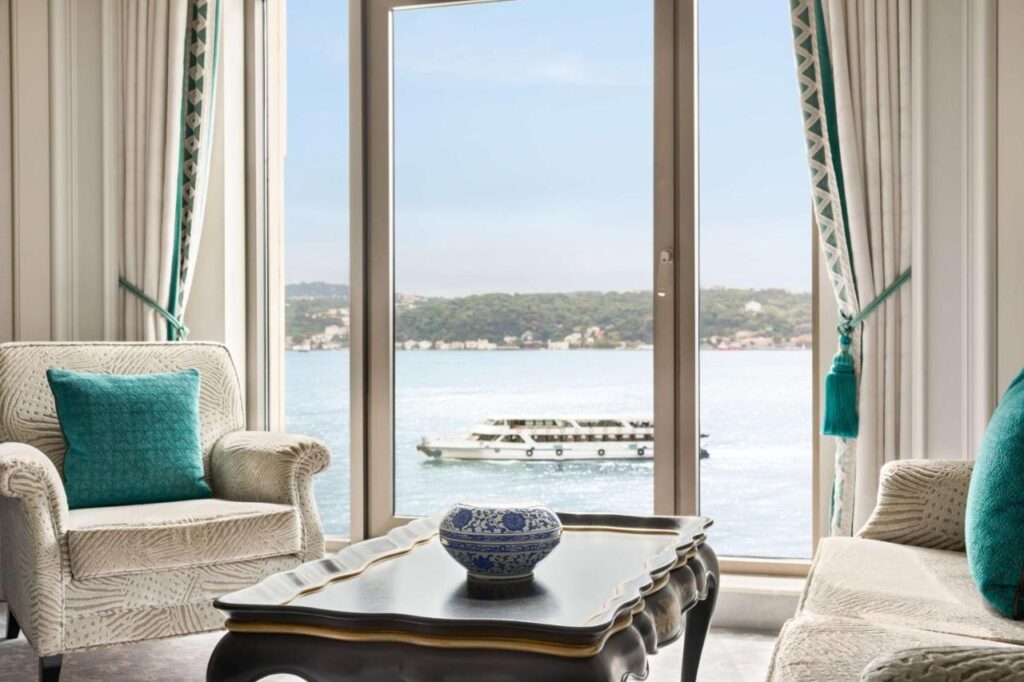 فندق شانغريلا إسطنبول هو من أفضل فنادق إسطنبول على البحر