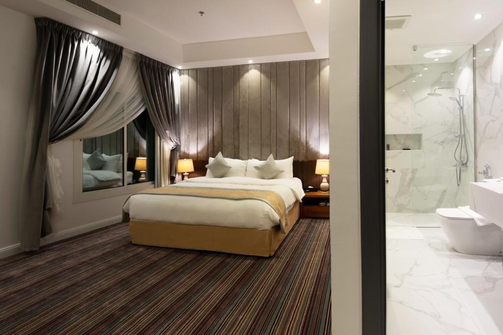 فندق بيتش تايم فيلاز جدة هو أحد أرقي منتجعات جدة بمسابح خاصة
