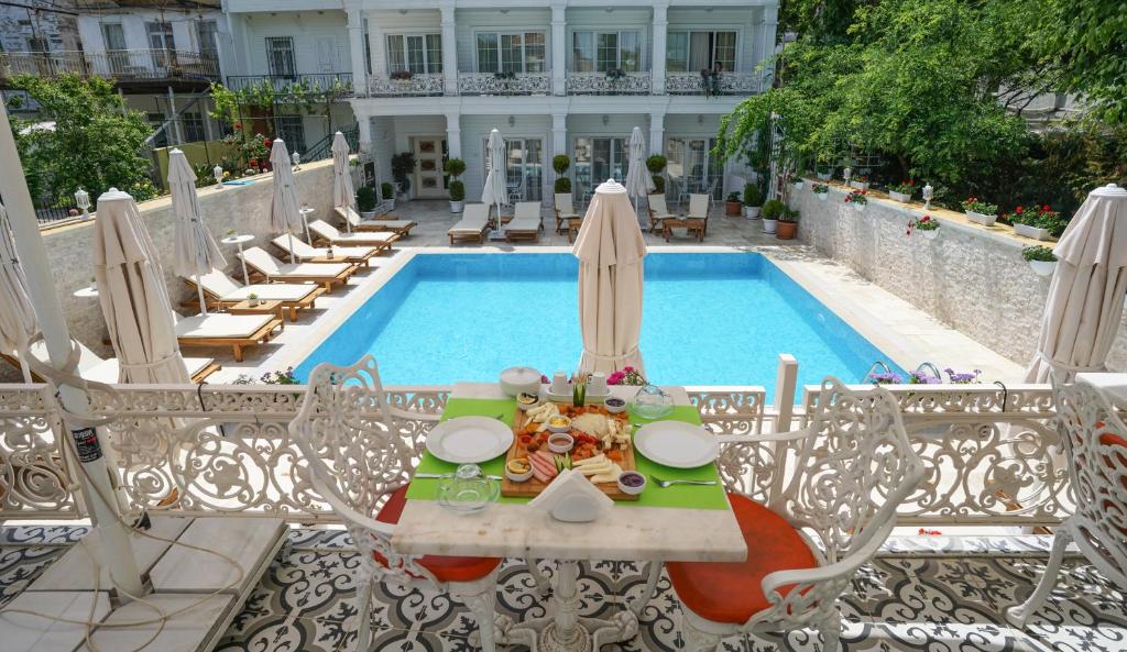 فندق بويوكادا كانكايا إسطنبول أحد فنادق جزيرة الأميرات إسطنبول