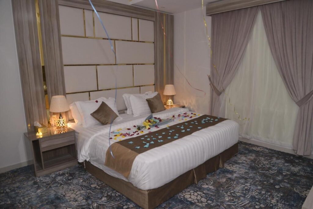 فندق العنقود الأحمر شارع صاري واحد من أرقي فنادق صاري جدة