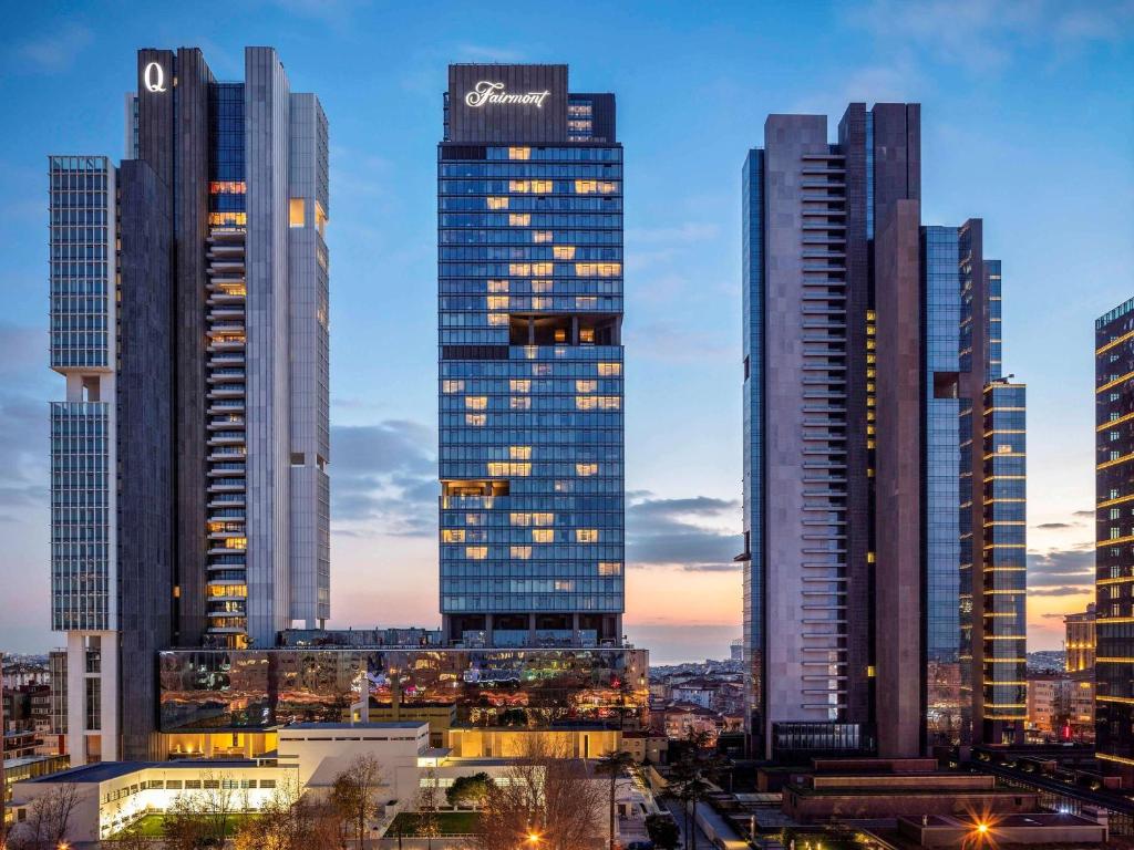 فيرمونت كواسار إسطنبول يصنف الفندق كواحد من أفضل فنادق شيشلي على البسفور.
