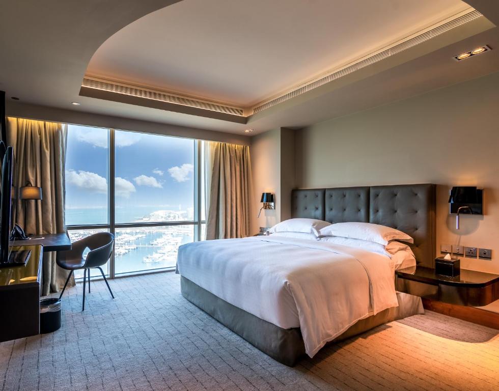فندق ذا آرت البحرين أمواج من أفضل فنادق جزر أمواج بالبحرين
 