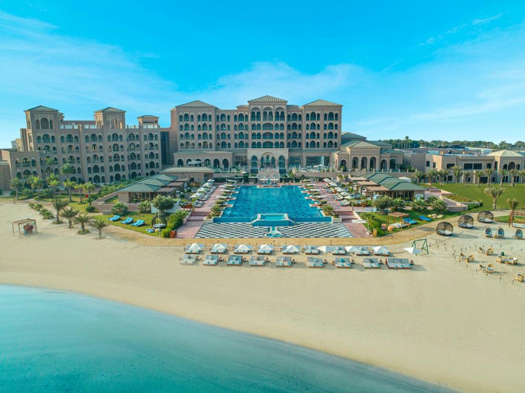 رويال سراي البحرين أفخم فنادق البحرين السيف