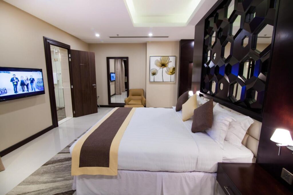 فندق بريمير البحرين واحد  من فنادق البحرين أربع نجوم.