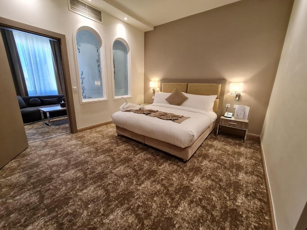 فندق وأجنحة جلوريا الدوحة هو أحد فنادق قطر 4 نجوم الفاخرة