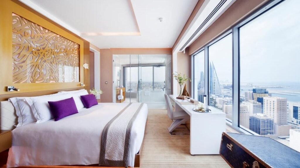 فندق دومين البحرين يُعد من أفضل فنادق المنطقة الدبلوماسية البحرين وأفخمهم