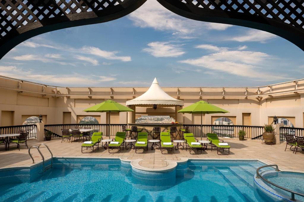 فندق ميركيور جراند السيف يعد أرخص شاليهات في البحرين