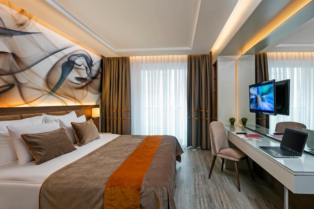 فندق وسبا بي بيزنيس أنطاليا من أفخم فنادق حلال أنطاليا
