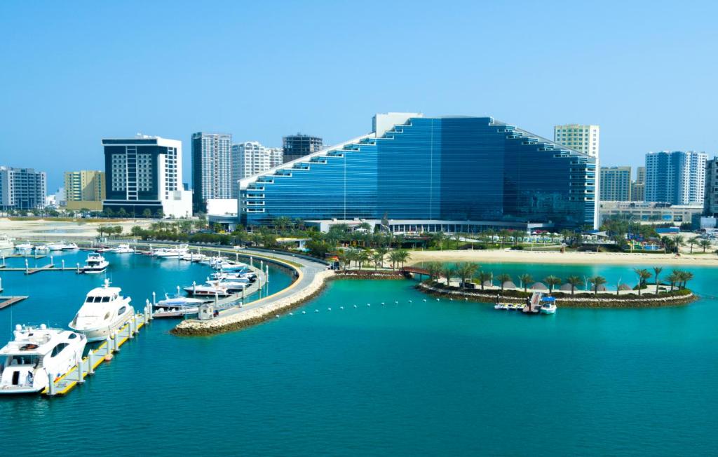 فندق ذا آرت البحرين أمواج من أفضل فنادق جزر أمواج بالبحرين
