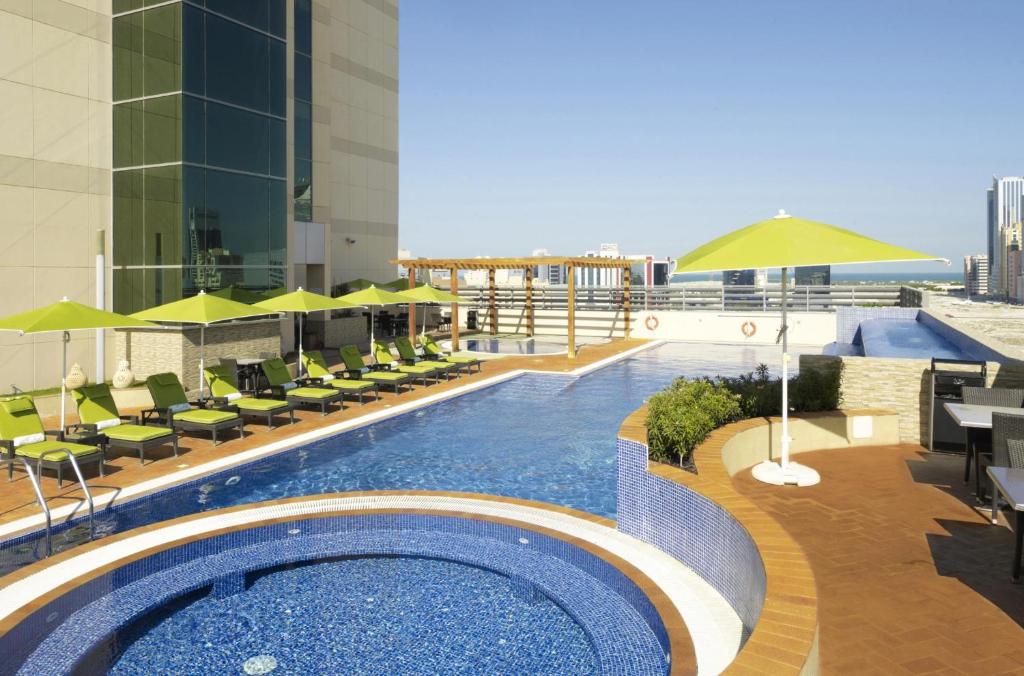 فندق فريزر سويتس سيف البحرين أحد أفضل شقق فندقية في البحرين
