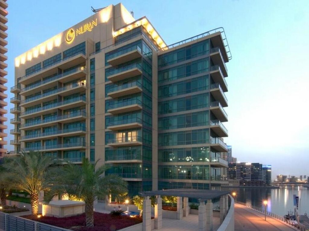 فندق نوران مارينا دبي هو أحد أفخم شقق فندقية للعوائل في دبي.