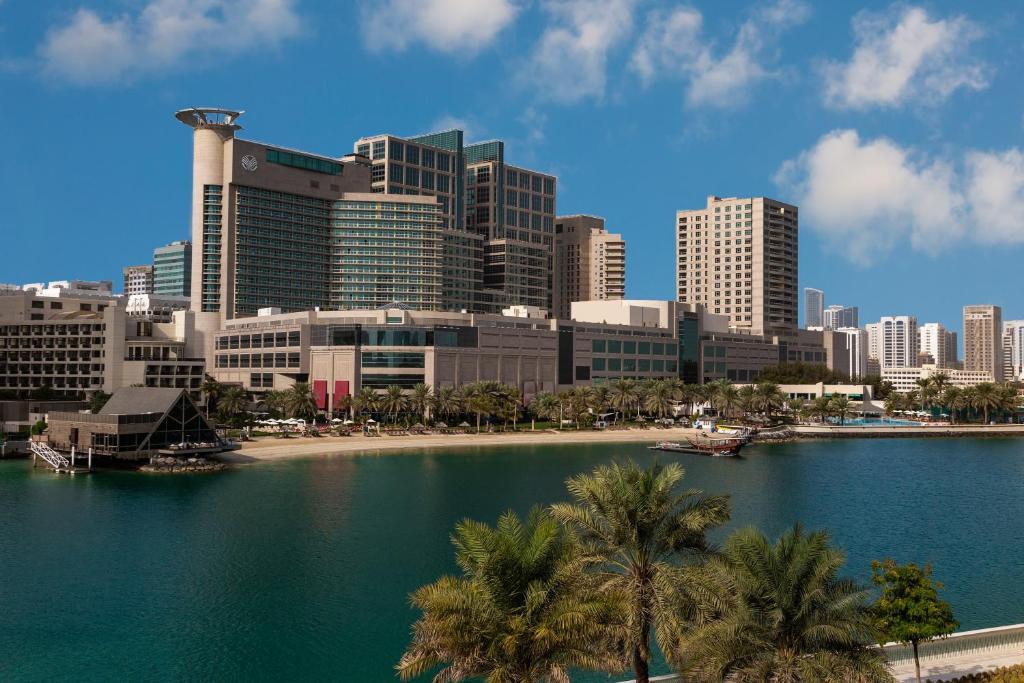 بيتش روتانا سويتس أحد أجمل فنادق أبو ظبي 4 نجوم