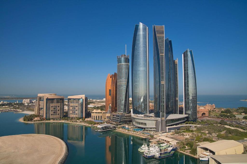 فندق كونراد أبو ظبي أبراج الإتحاد أفضل فندق بمسبح خاص أبو ظبي